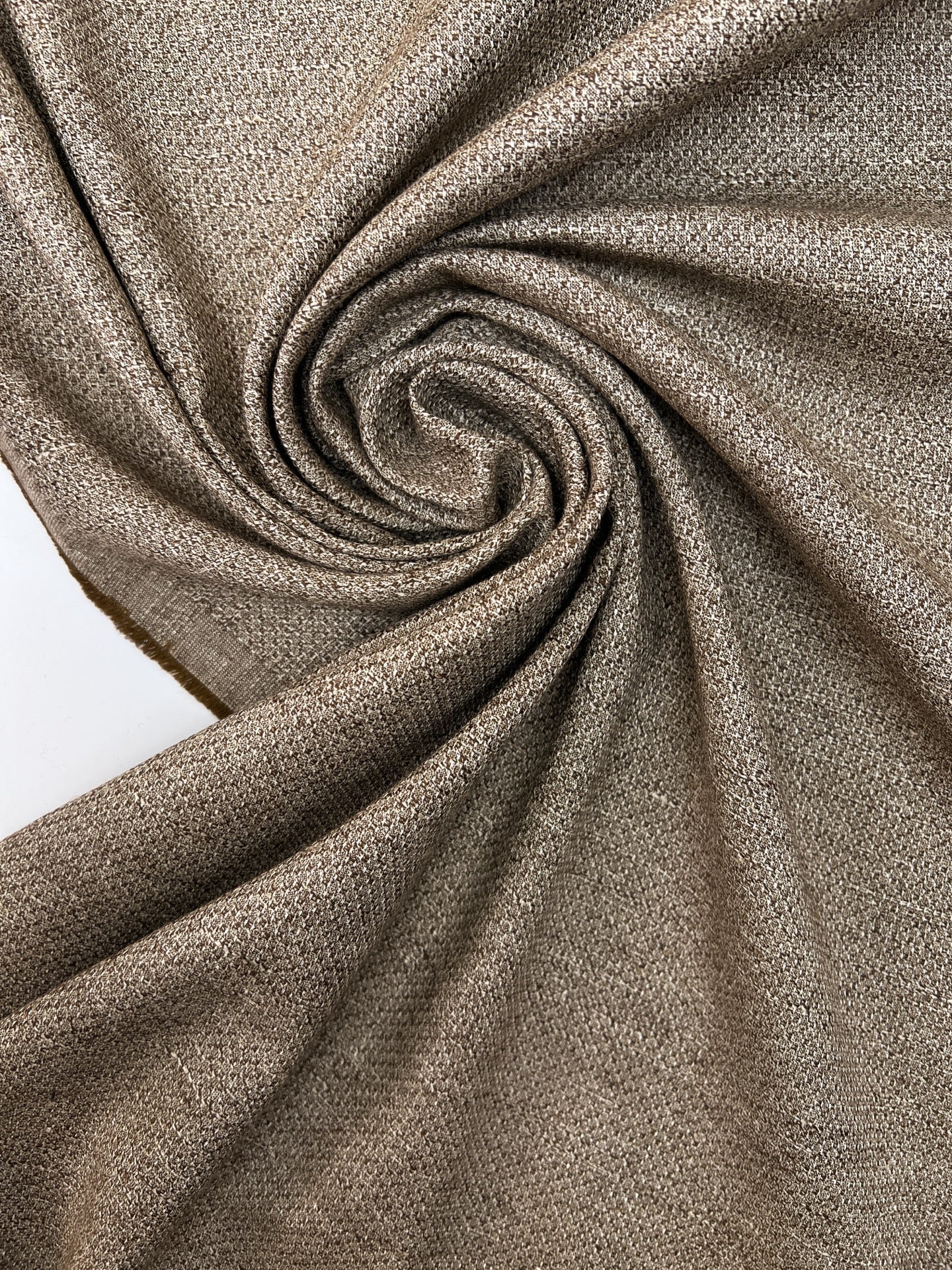 Attēls ar Itālijas kokvilnas audums ikdienas apģērbam – brūni bēšie toņi | 100% kokvilna | 250 g/m² | 138 cm – pieejams Šarlotes audumi