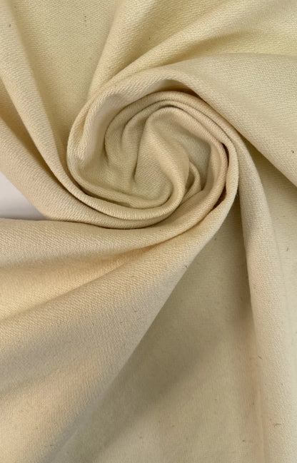 Itaalia mantlikangas | 45% vill | 40% puuvill | 15% polüester | 410 g/m² | 175 cm