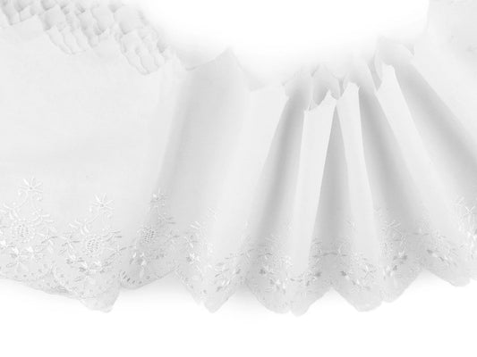 Izšūta kokvilnas mežģīne - 22 cm balta