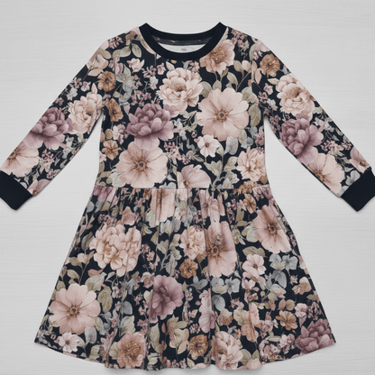 Image de maille bouclette en coton - Rêve floral 250 g/m² – disponible chez Šarlotes audumi