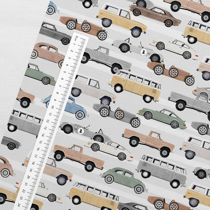 Image de jersey en coton - voitures en tons gris clair 200 g/m² – disponible chez Šarlotes audumi