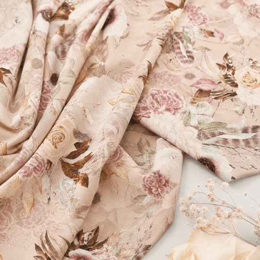 Image of cotton jersey with flowers, 220 g/m² – available at Šarlotes audumi