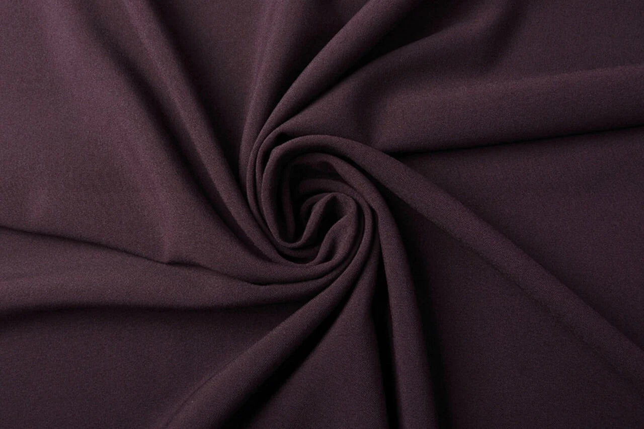 Attēls ar Kostīmaudums ar elastānu - violets 275 g/m² – pieejams Šarlotes audumi