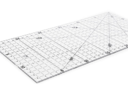 Lineāls ar atzīmēm 150 x 300 mm