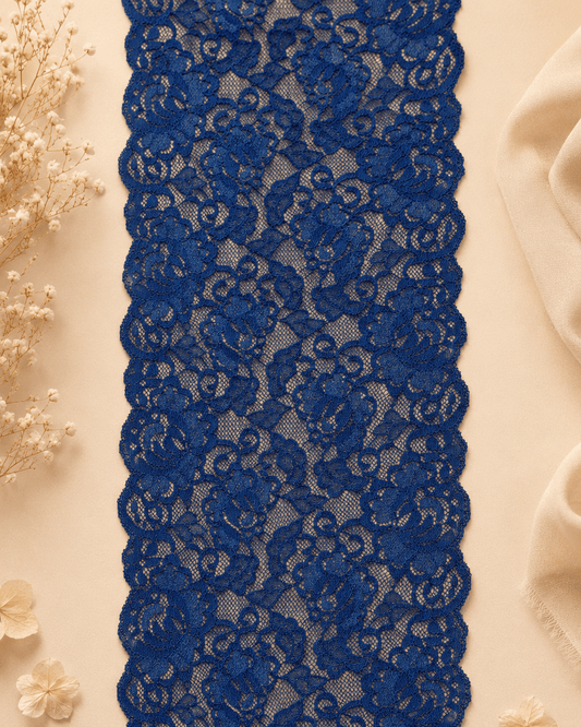 Image with Lace 17 cm-navy blue – available online at Charlotte's Fabrics
