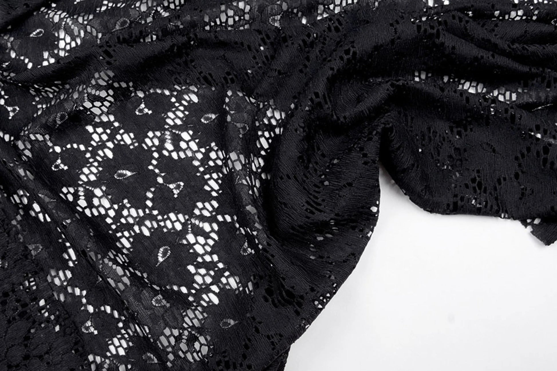 Attēls ar Mežģīņu audums - melns 115 g/m² – pieejams Šarlotes audumi