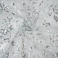 Attēls ar Mežģīņu audums|Izšūts tills ar fliteriem 160 g/m² - sudraba – pieejams Šarlotes audumi