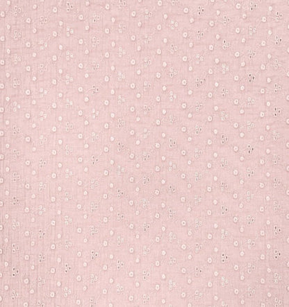 Muslin with embroidered powder pink flowers 130 g/m² – available at Šarlotes audumi