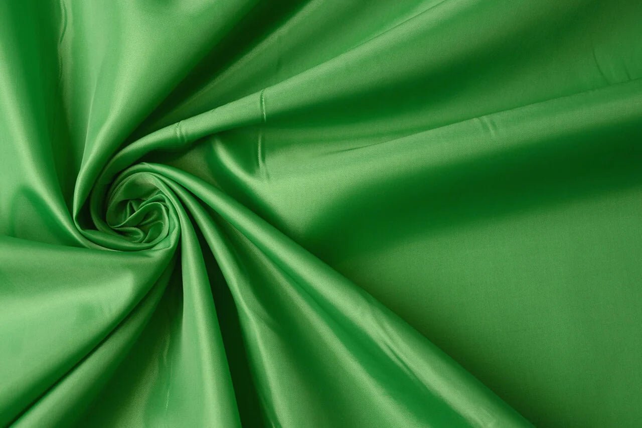 Attēls ar Oderes audums - ābolu zaļš 55 g/m² – pieejams Šarlotes audumi