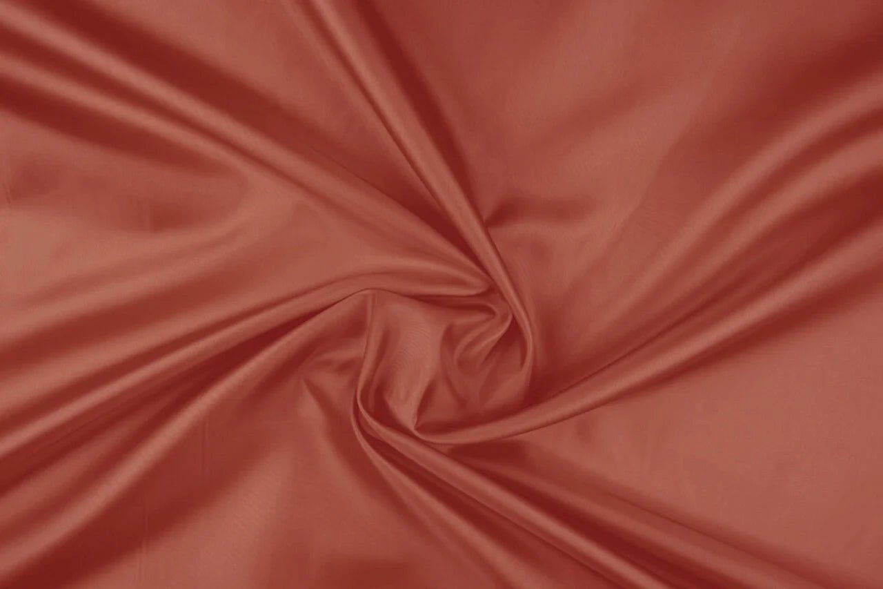 Attēls ar Oderes audums - ķieģeļsārkans 55 g/m² – pieejams Šarlotes audumi