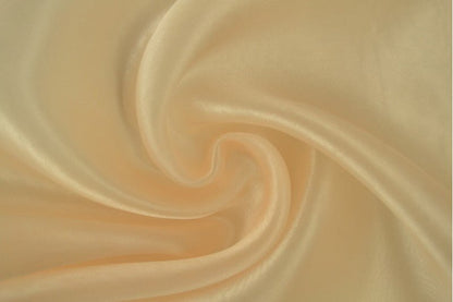 alt
Organza - õhuline virsikutoon 25 g/m²