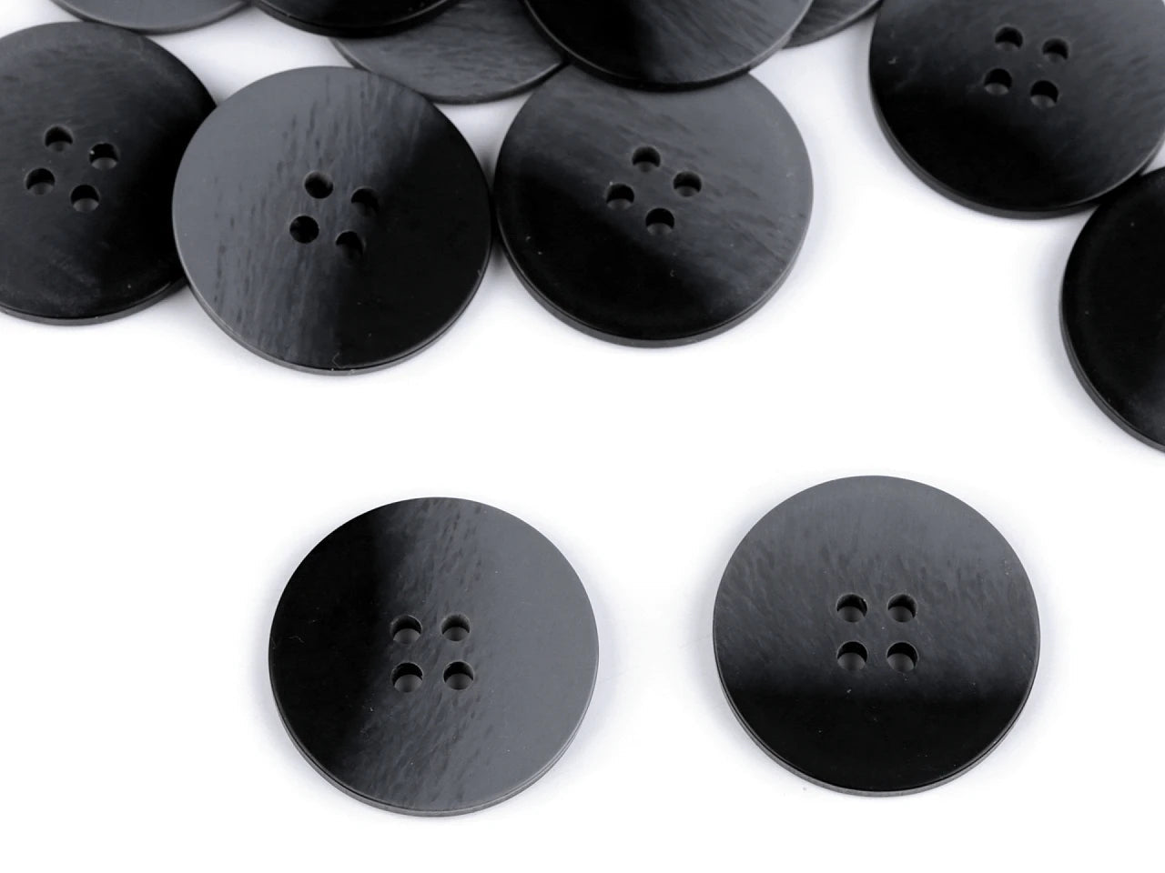 Pilt ombre-efektiga nuppudest, elegantse värvigradiendiga, Ø 21 mm–28 mm – saadaval Šarlotes audumites