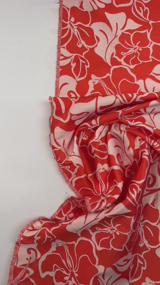 Silk jacquard - red and beige floral pattern 105 g/m²