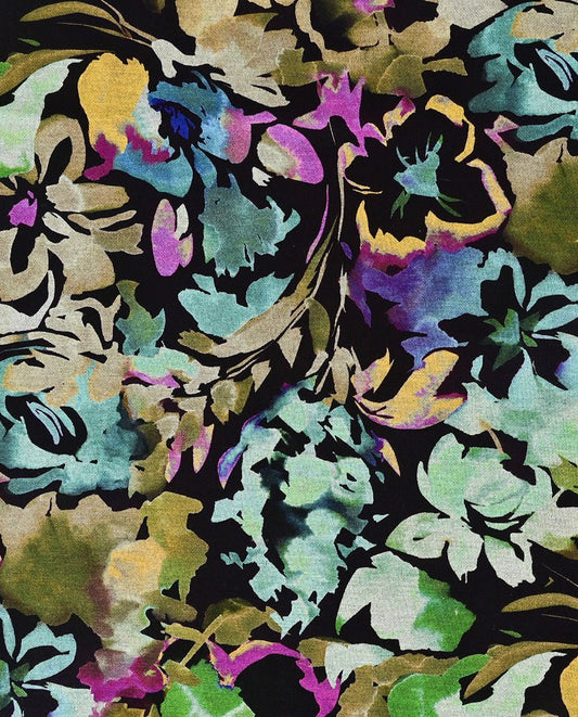 Attēls ar Punto di Roma trikotāžas audums - ziedi uz melna fona 240 g/m² – pieejams Šarlotes audumi