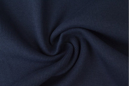 Image avec bord de finition en tissu côtelé | manchette - bleu foncé 300 g/m² – disponible chez Šarlotes audumi