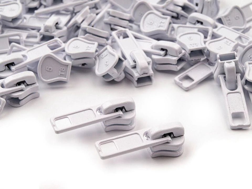 Attēls ar Slīdnis, kuģītis plastmasas rāvējslēdzējam Nr.5|dažādu toņu – pieejams Šarlotes audumi