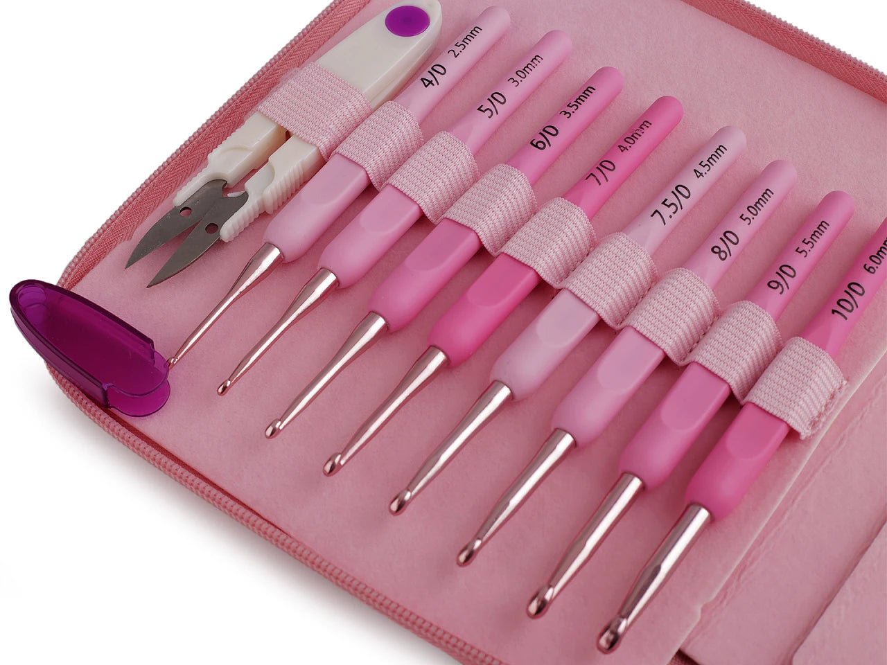 Image of a crochet hook set with case and thread snips – available online at Charlotte Fabrics