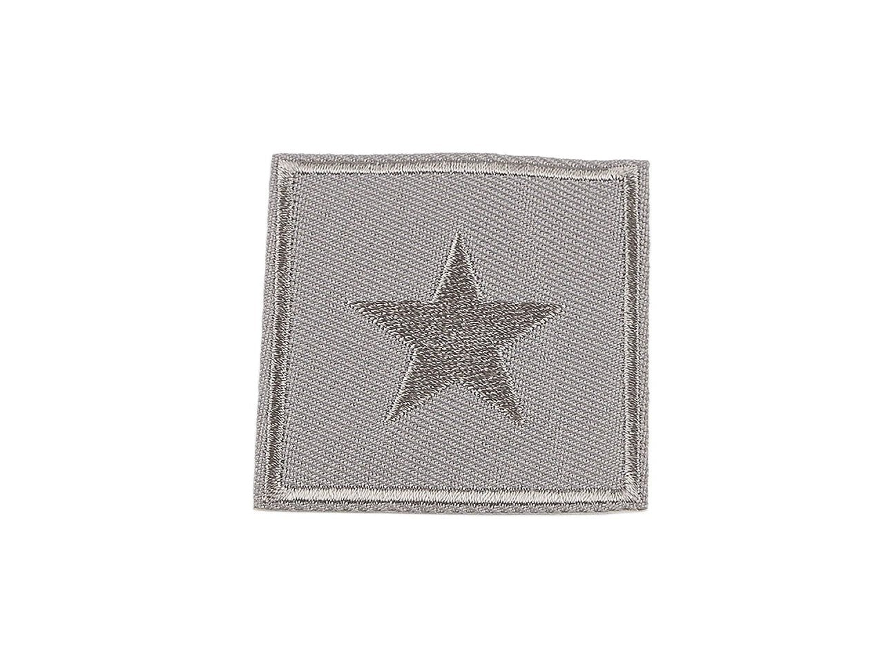 Patch thermocollant à appliquer en forme d’étoile, 5,5 x 5,5 cm – disponible chez Šarlotes audumi