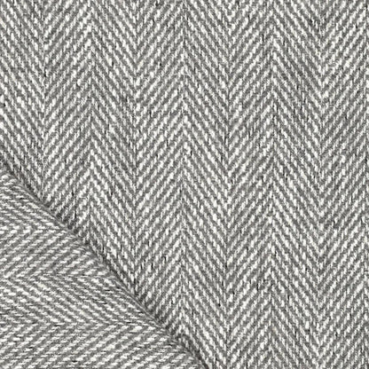alt
Image of wool fabric with a herringbone pattern | gray | 390 g/m² | 145 cm – available at Šarlotes audumi