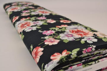 100% viskooskangas-lilled mustal 100 g/m²